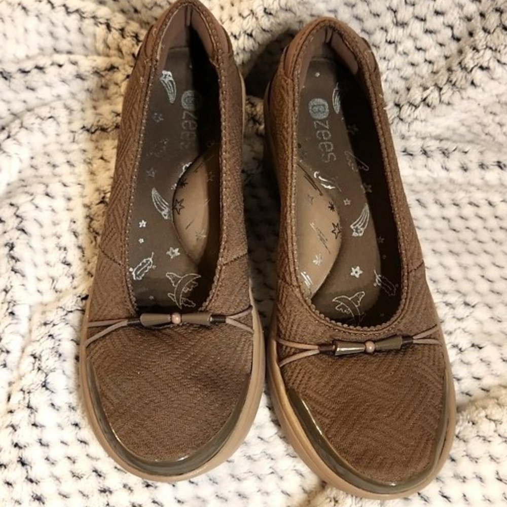 BZees Electric Pump Shoes Size 8.5W